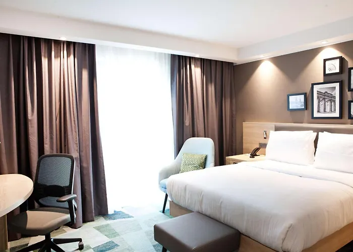 Hampton By Hilton Berlin City East Side GallerySporthotels